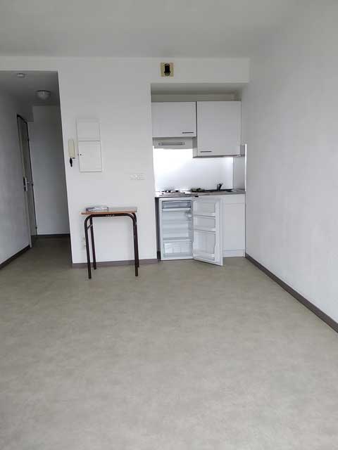 Studio (RA-2-1)
